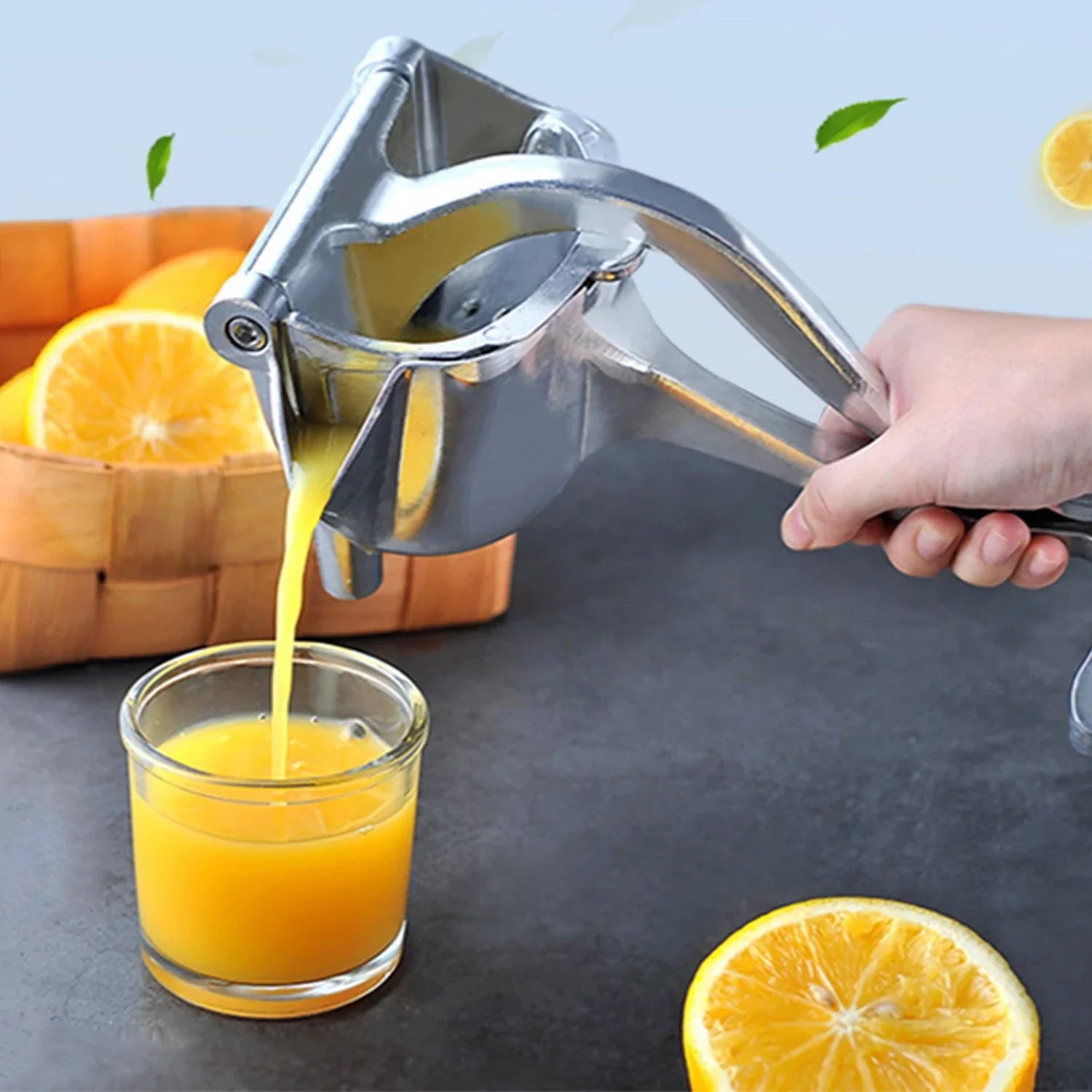 Urban™ Fresh Fruit Juicer